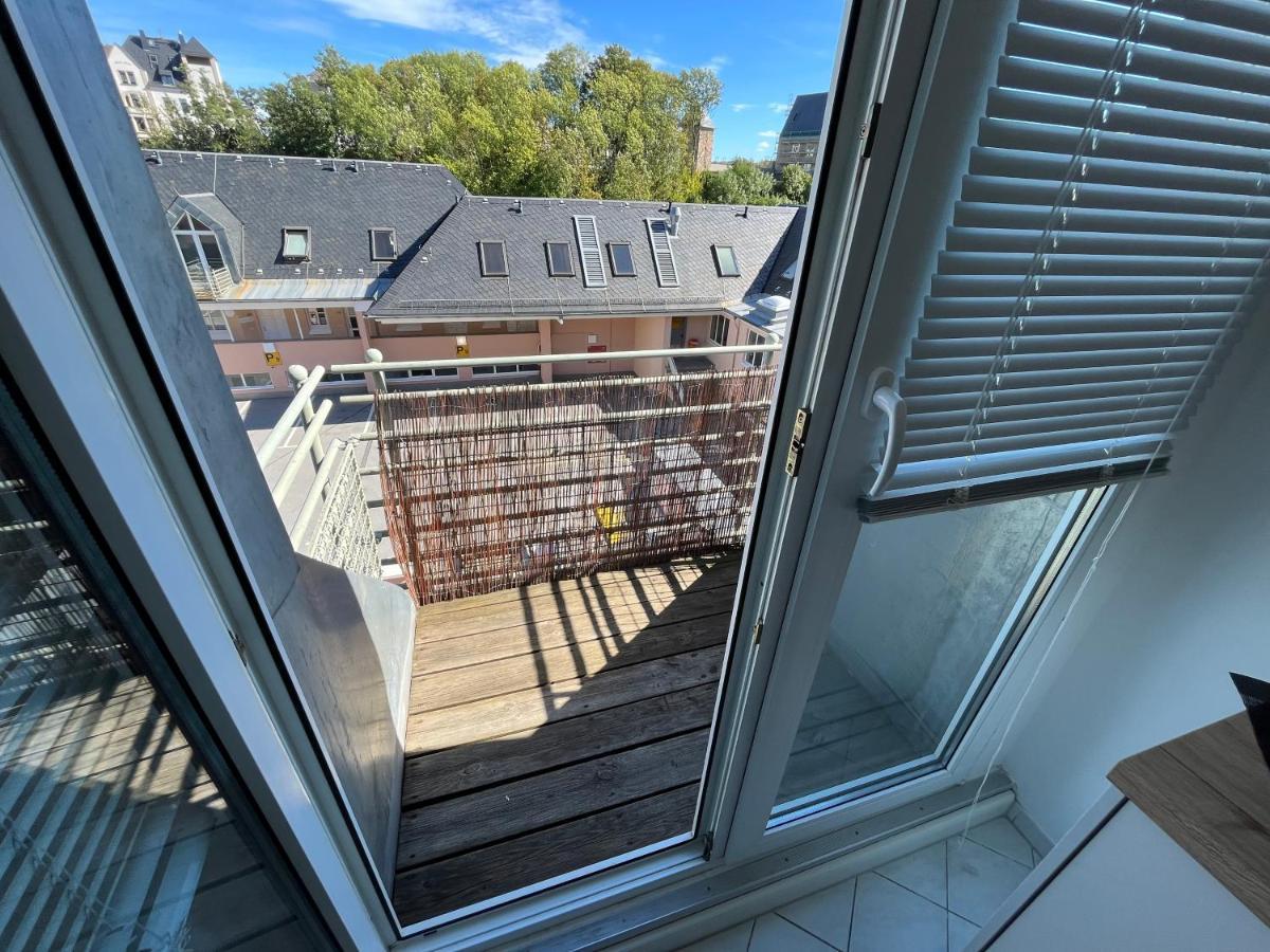 Attraktives Appartement Im Stadtzentrum Plauen Balkon Lift エクステリア 写真